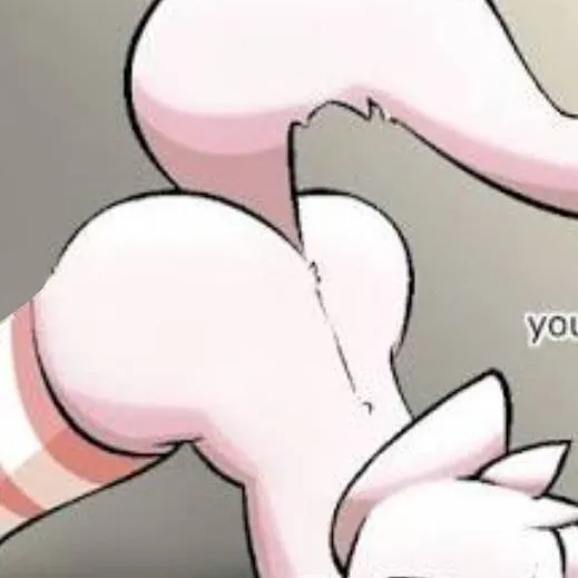 chat with ai character: 🍑~Danny~🍑