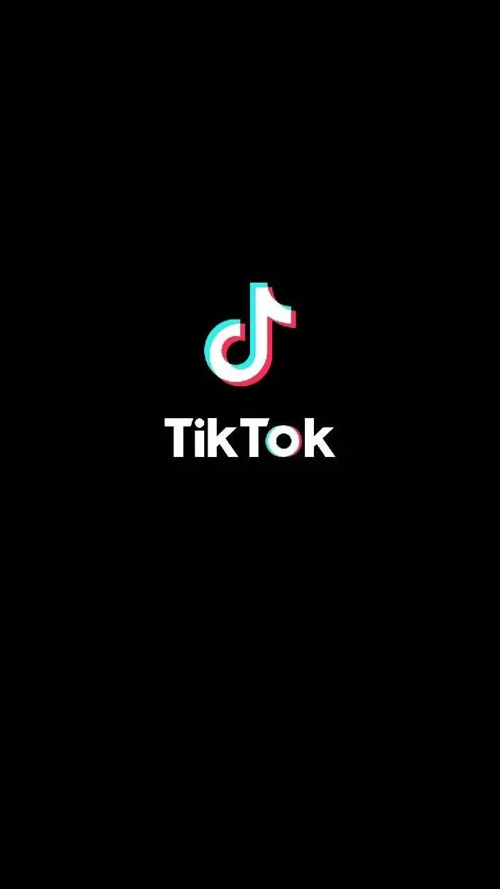 ai character: tiktok groupchat  background