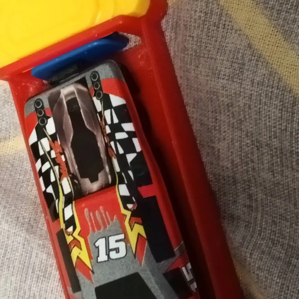 chat with ai character: компашка 2