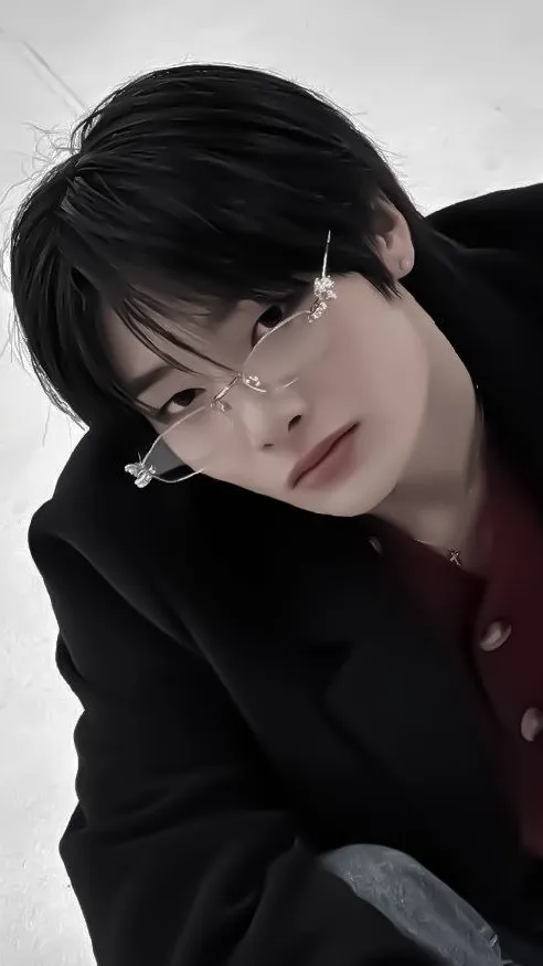 ai character: I.n  background