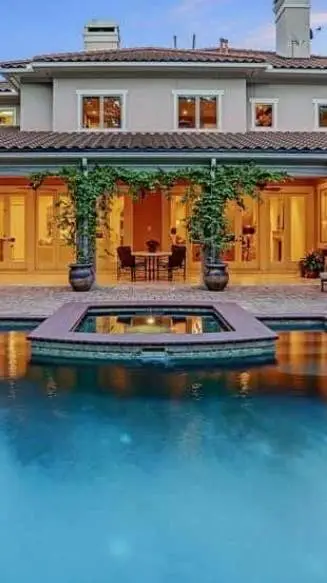 ai character: Pool party! YAY!!! background