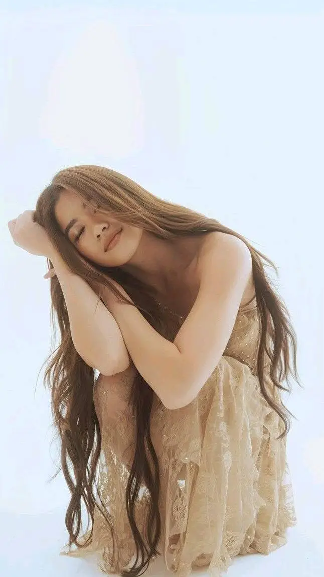 ai character: Aiah Arceta  background