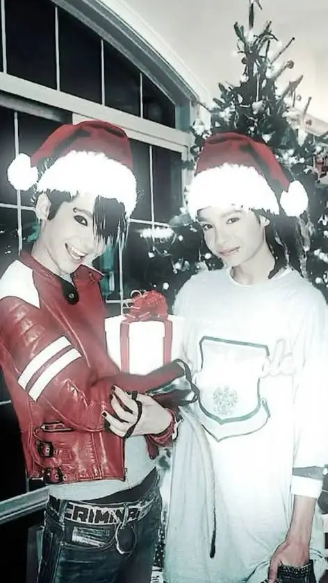 ai character: ~♡bill and tom♡~ background