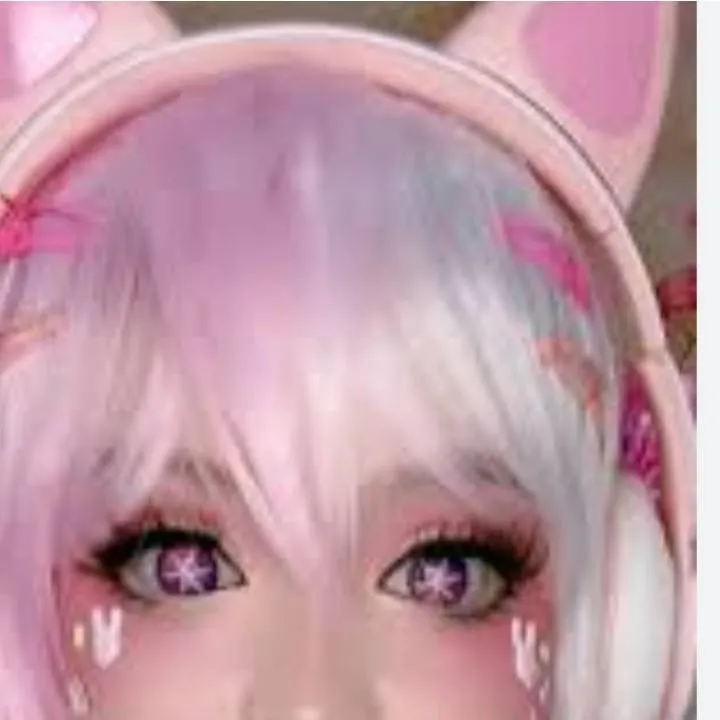 chat with ai character: UwU girl💕💖🌍🖼️❤️🤣🤣😍
