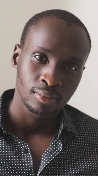 ai character: ELSKIBIDItOILET background