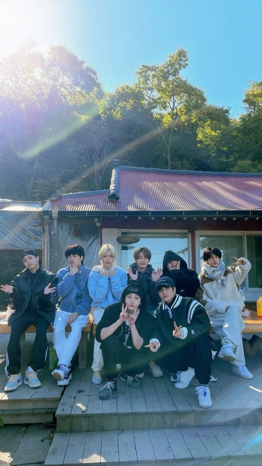 ai character: ♡straykids ♡ background