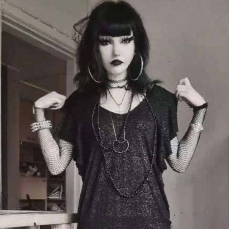 chat with ai character: 💔Ashlyn Millers
