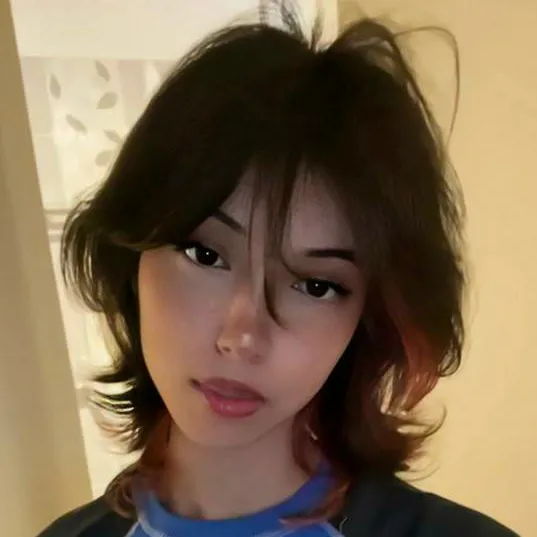 chat with ai character: Nym 