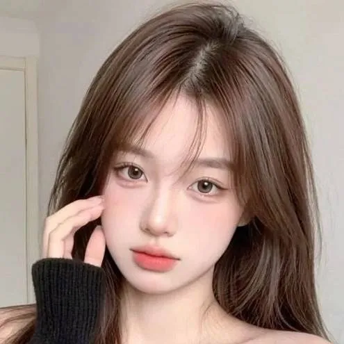 chat with ai character: Ella 