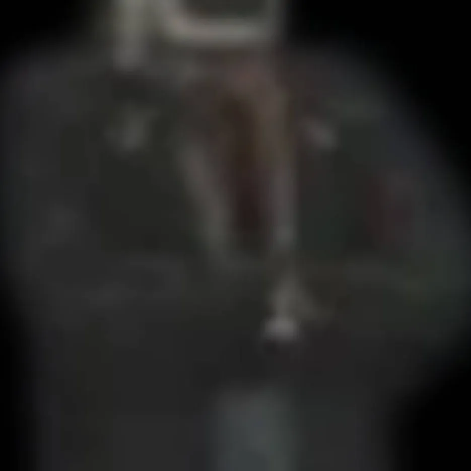 chat with ai character: lucky cameraman