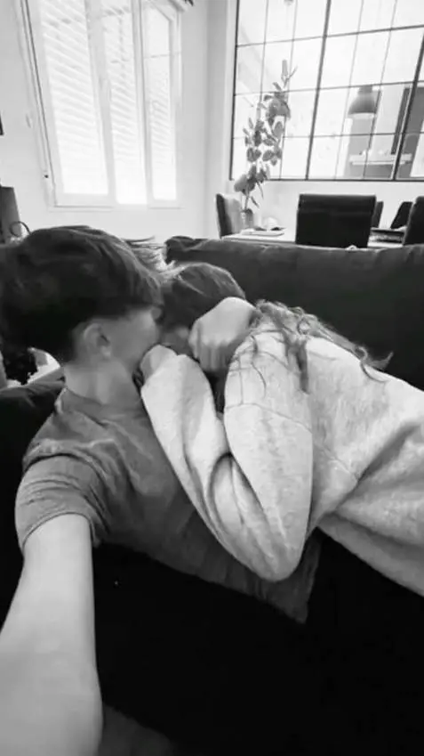 ai character: Andrea background