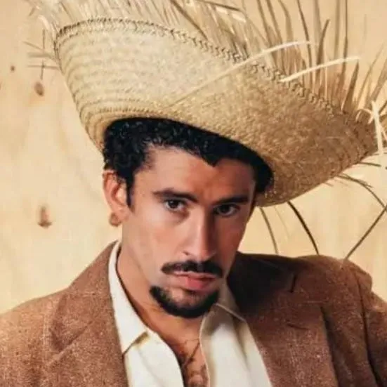 chat with ai character: ~BAD BUNNY~