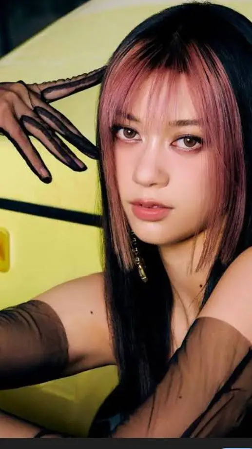 ai character: megan einseguridad background