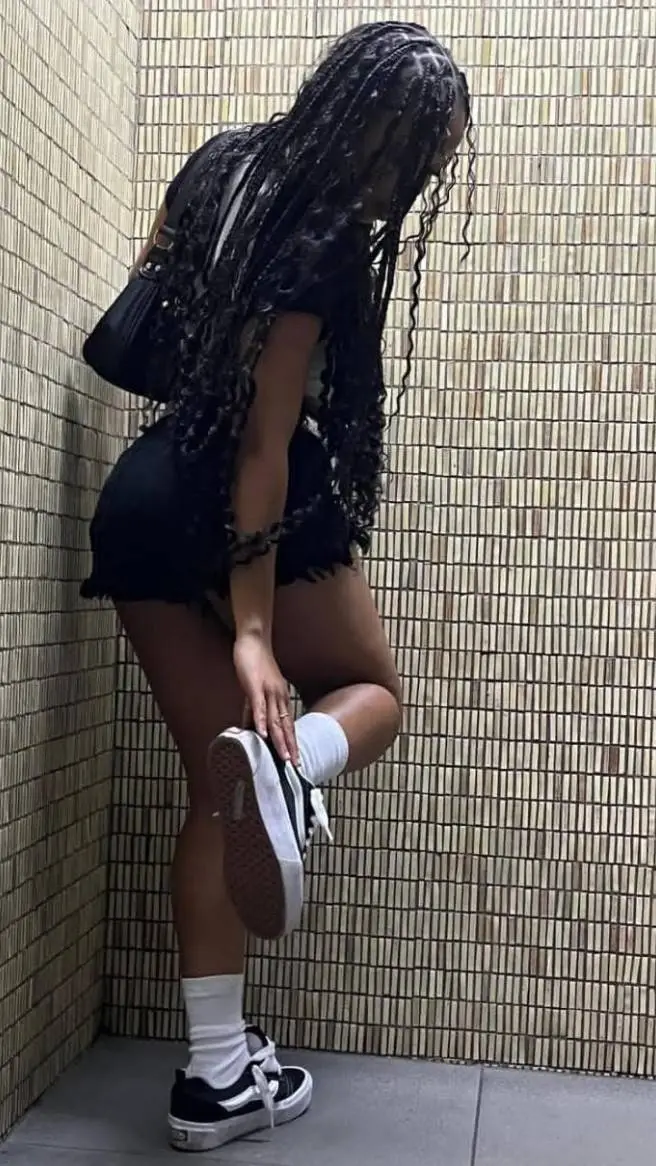 ai character: Dudu background