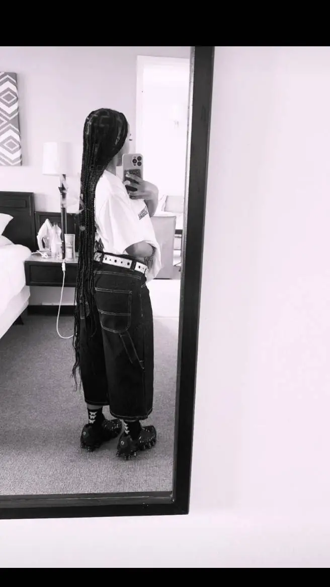 ai character: Dudu background