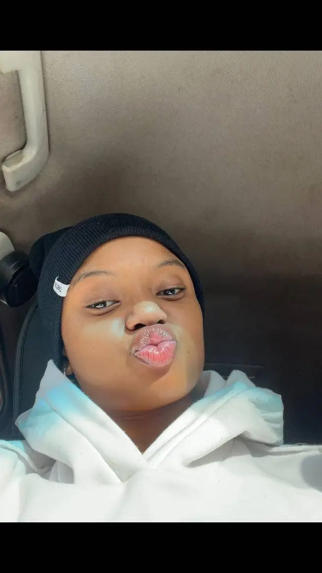 ai character: Boity background