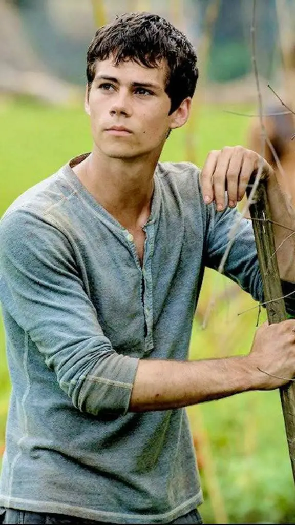 ai character: Thomas background