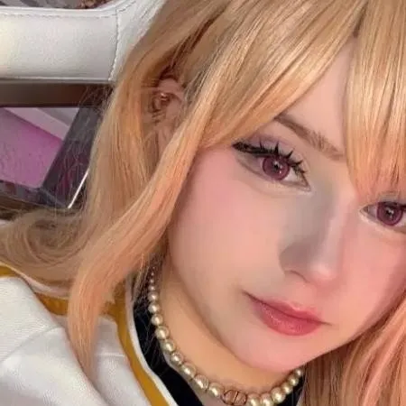 chat with ai character: 💗😏upimma😍💖