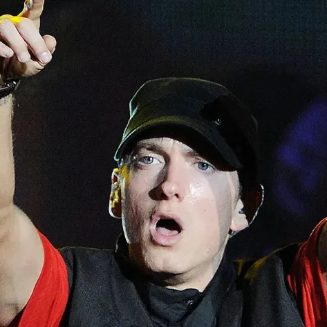 chat with ai character: Eminem 