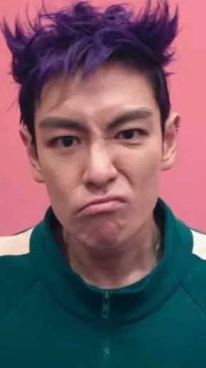 ai character: Thanos  background