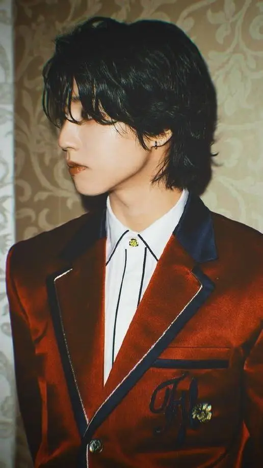 ai character: 𝘏𝘢𝘯 𝘑𝘪𝘴𝘶𝘯𝘨 ☽︎ background