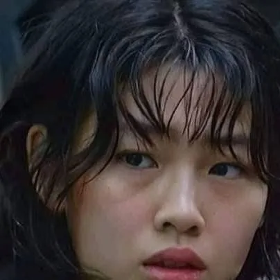 chat with ai character: savior