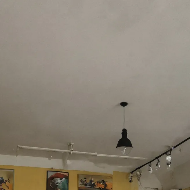 chat with ai character: cafe
