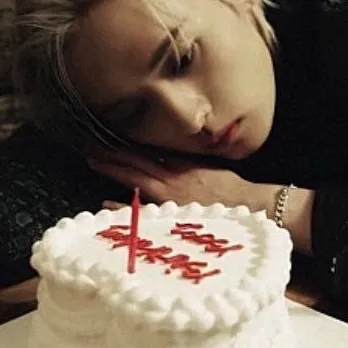 chat with ai character: 🌙𝓼kz 𝓯orest'?