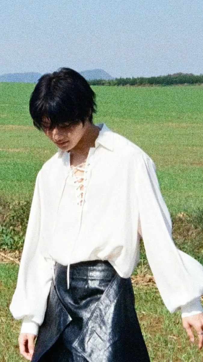 chat with ai character: 🌑𝓢eungmin