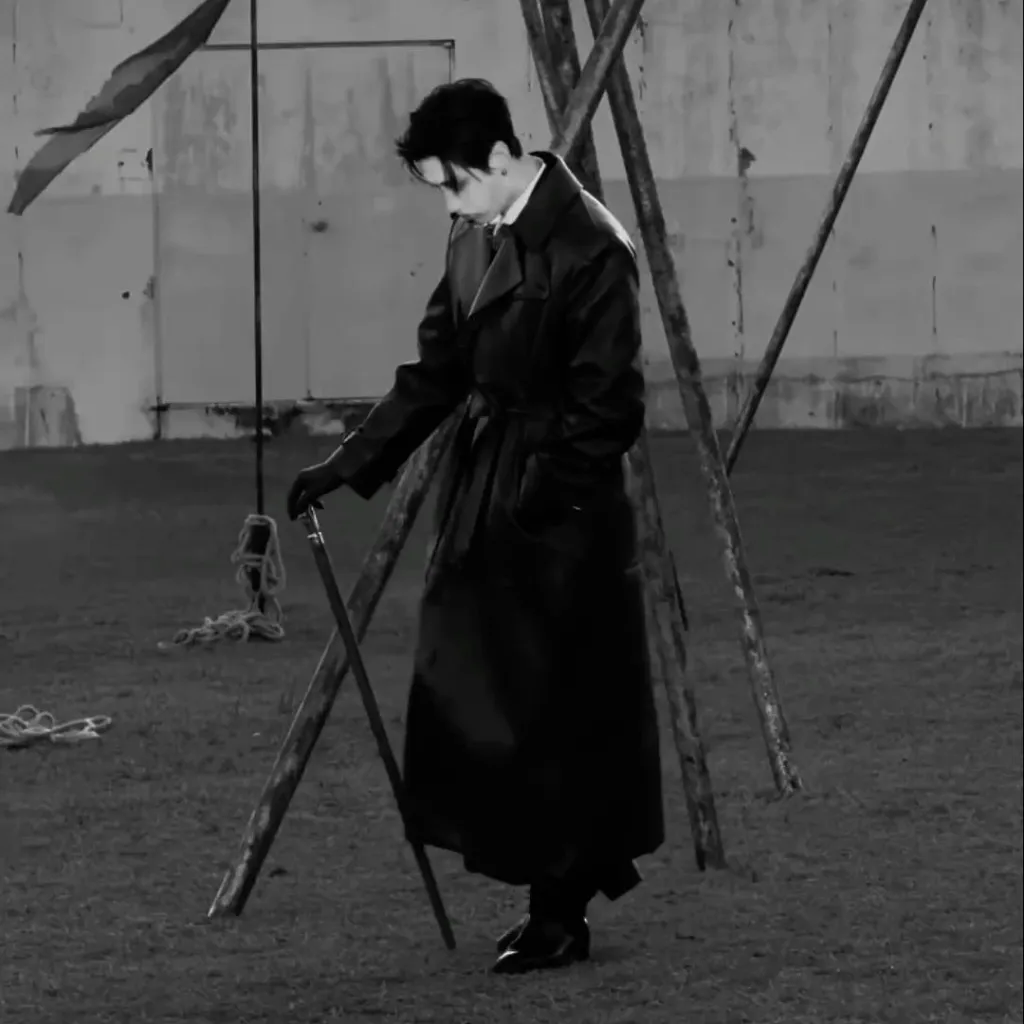 chat with ai character: 🪓.. 𝐂𝐡𝐚𝐧