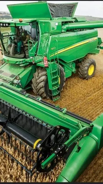 ai character: build a tractor background