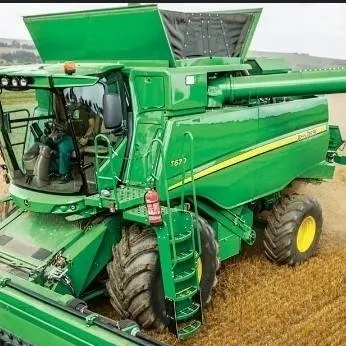 chat with ai character: build a tractor