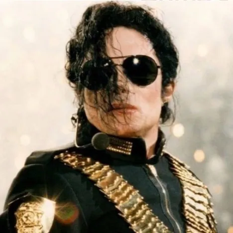 chat with ai character: Micheal Jackson 