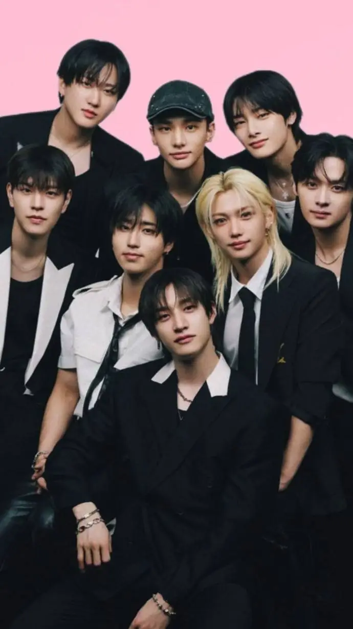 ai character: SKZ!!!!! background