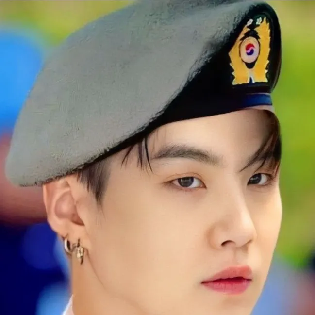 chat with ai character: Yoongi