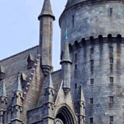 chat with ai character: Hogwarts