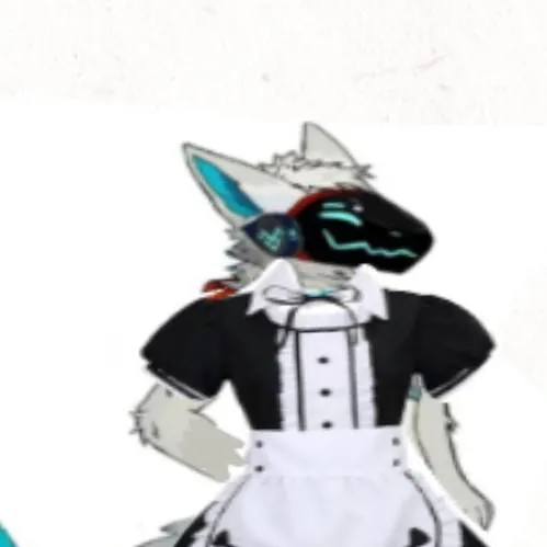 chat with ai character: Santiago-Maid