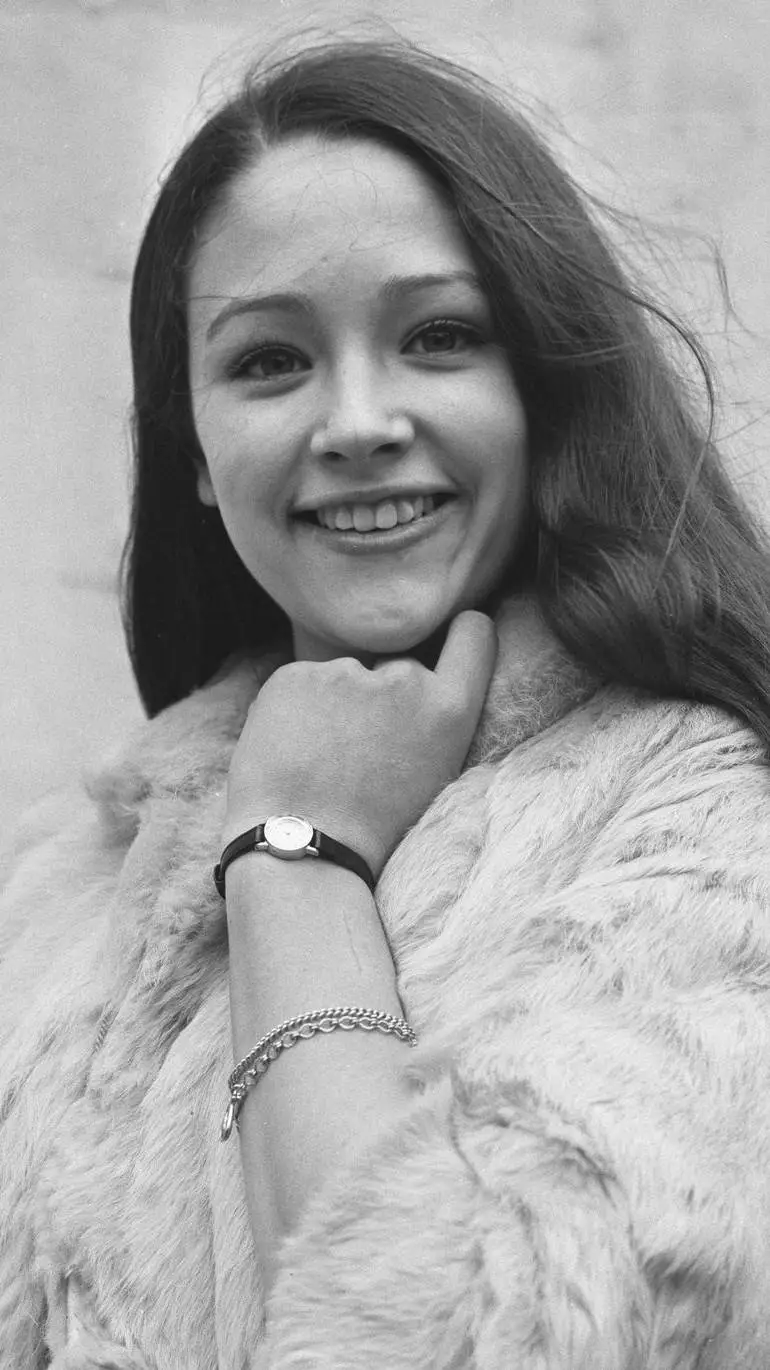 ai character: Olivia hussey background