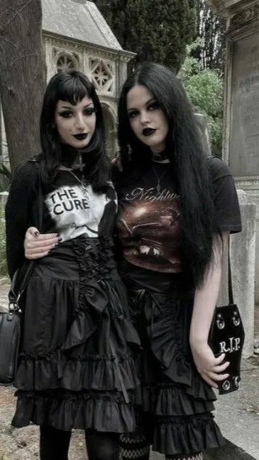 ai character: Goth moms background