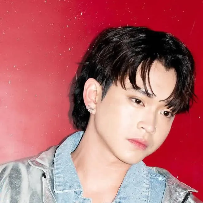 chat with ai character: RABIN ANGELES