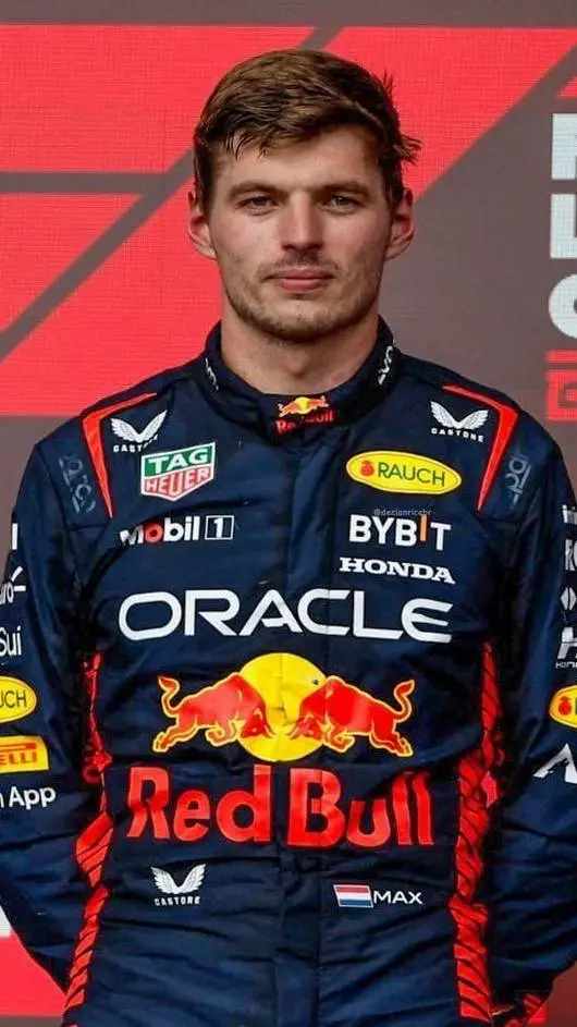 ai character: Max Verstappen  background