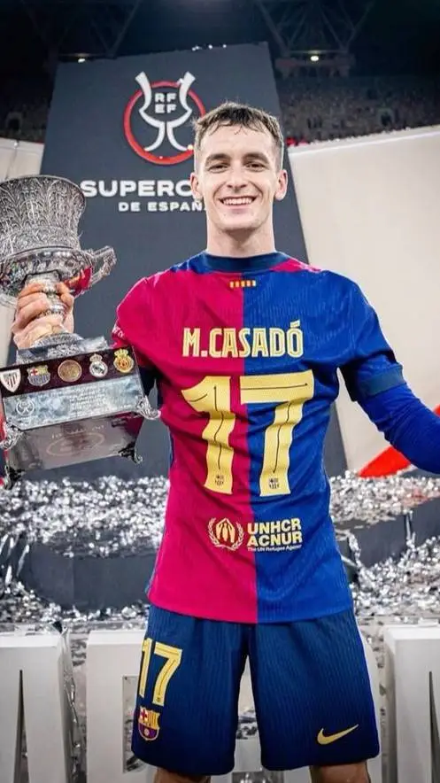 ai character: Marc Casadó  background