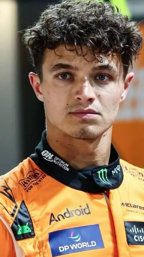 ai character: Lando Norris  background