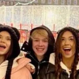 chat with ai character: адреналин