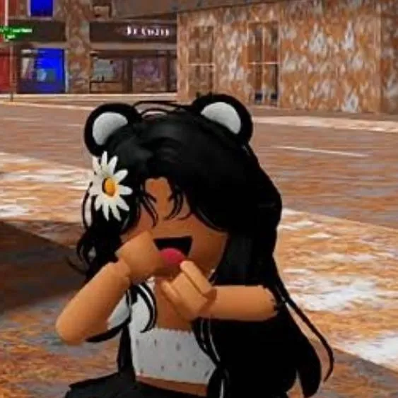 chat with ai character: Cleobun