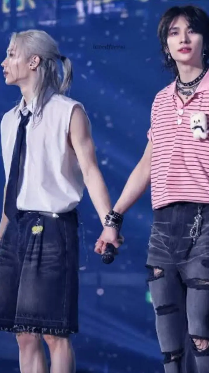 ai character: Hyunlix background