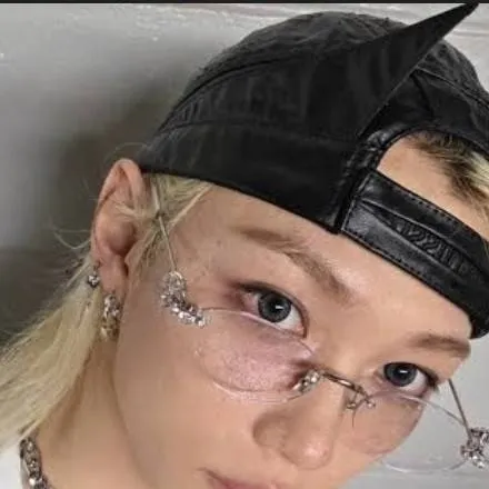 chat with ai character: Felix🐥