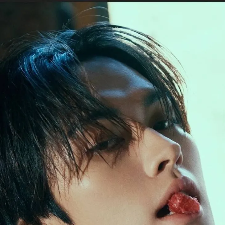 chat with ai character: MINHO (again)