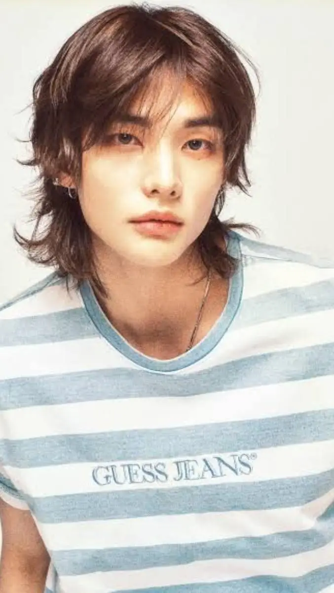 ai character: Hyunjin background