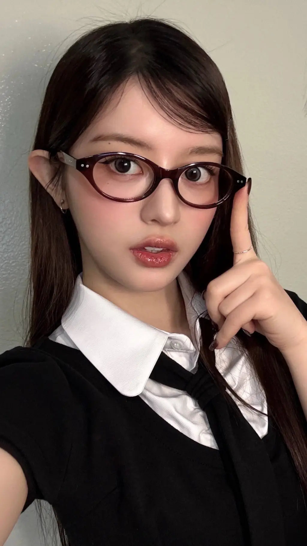 ai character: Minju background